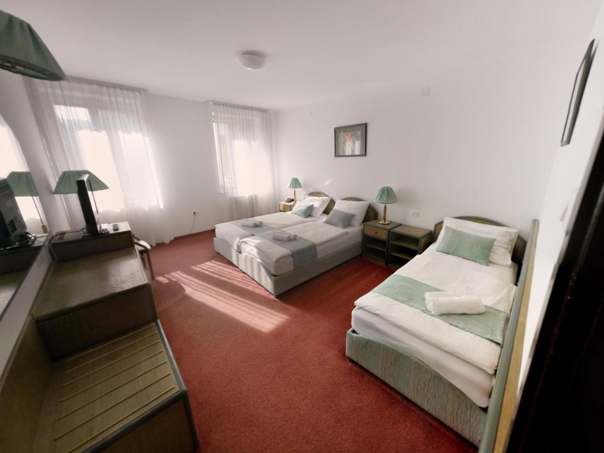 Hotel Lucija