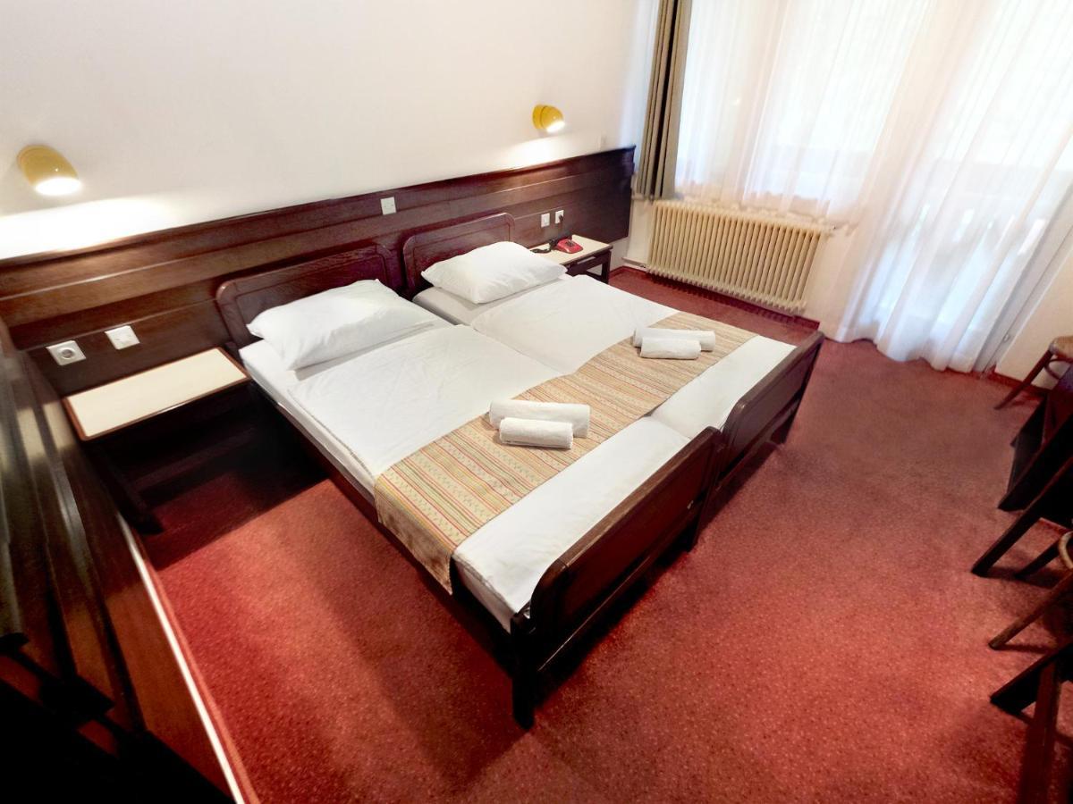 Lucija Hotel